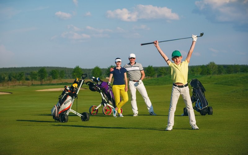 Parents, laissez vos enfants jouer au golf, tout simplement… 