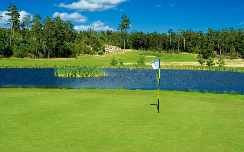 Jouer au golf en Suède: Ce qu’il faut savoir
