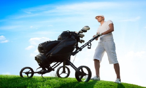 Comment les marques peuvent-elles relancer les ventes de matériel de golf?