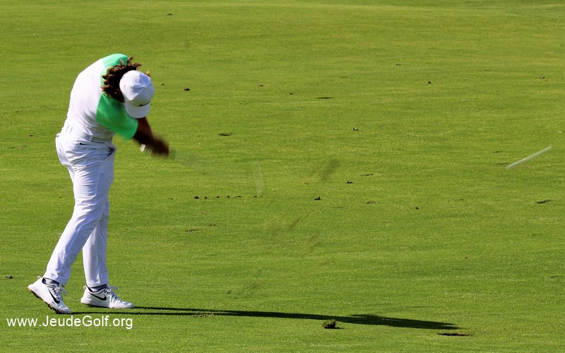 Comment augmenter la vitesse d’un swing de golf pour plus de distance ?