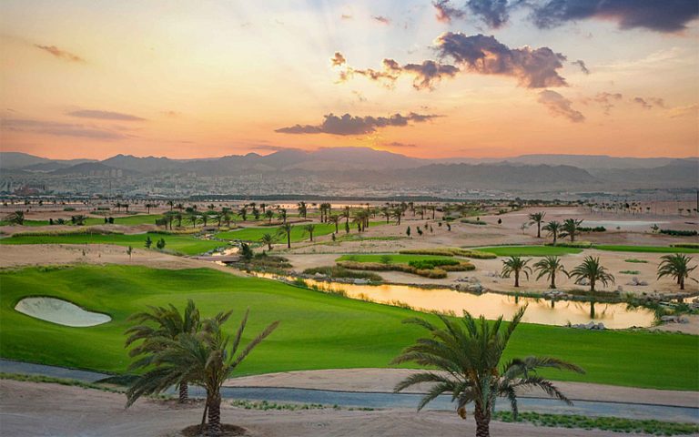Ayla : aller jouer au golf à Aqaba en Jordanie, c’est un rêve devenu réalité