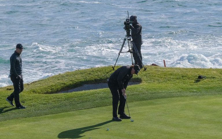 Comment Mickelson repousse les limites de l’âge pour gagner sur le PGA Tour?
