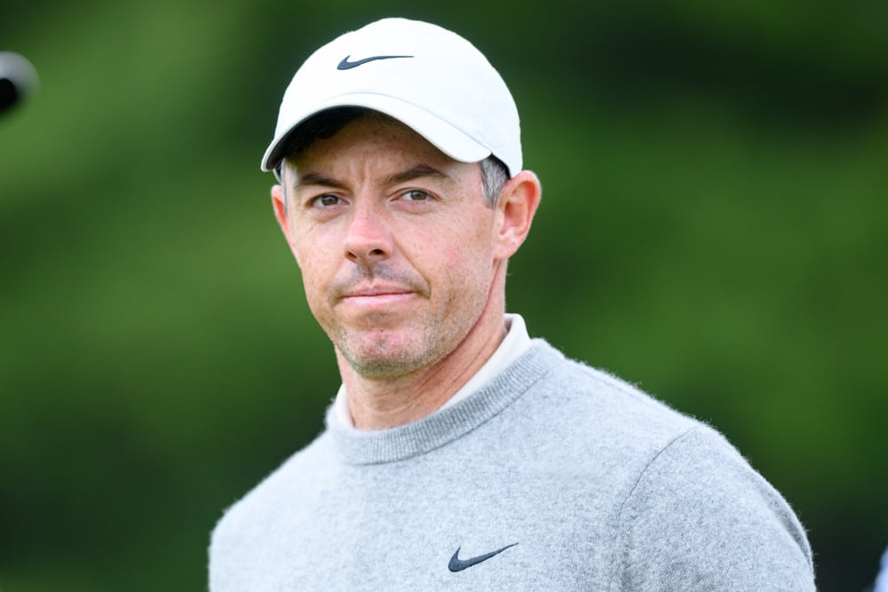 Rory McIlroy en réflexion au RBC Canadian Open 2025 Rory McIlroy sur le green lors du premier tour du RBC Canadian Open 2025 à Caledon, Canada