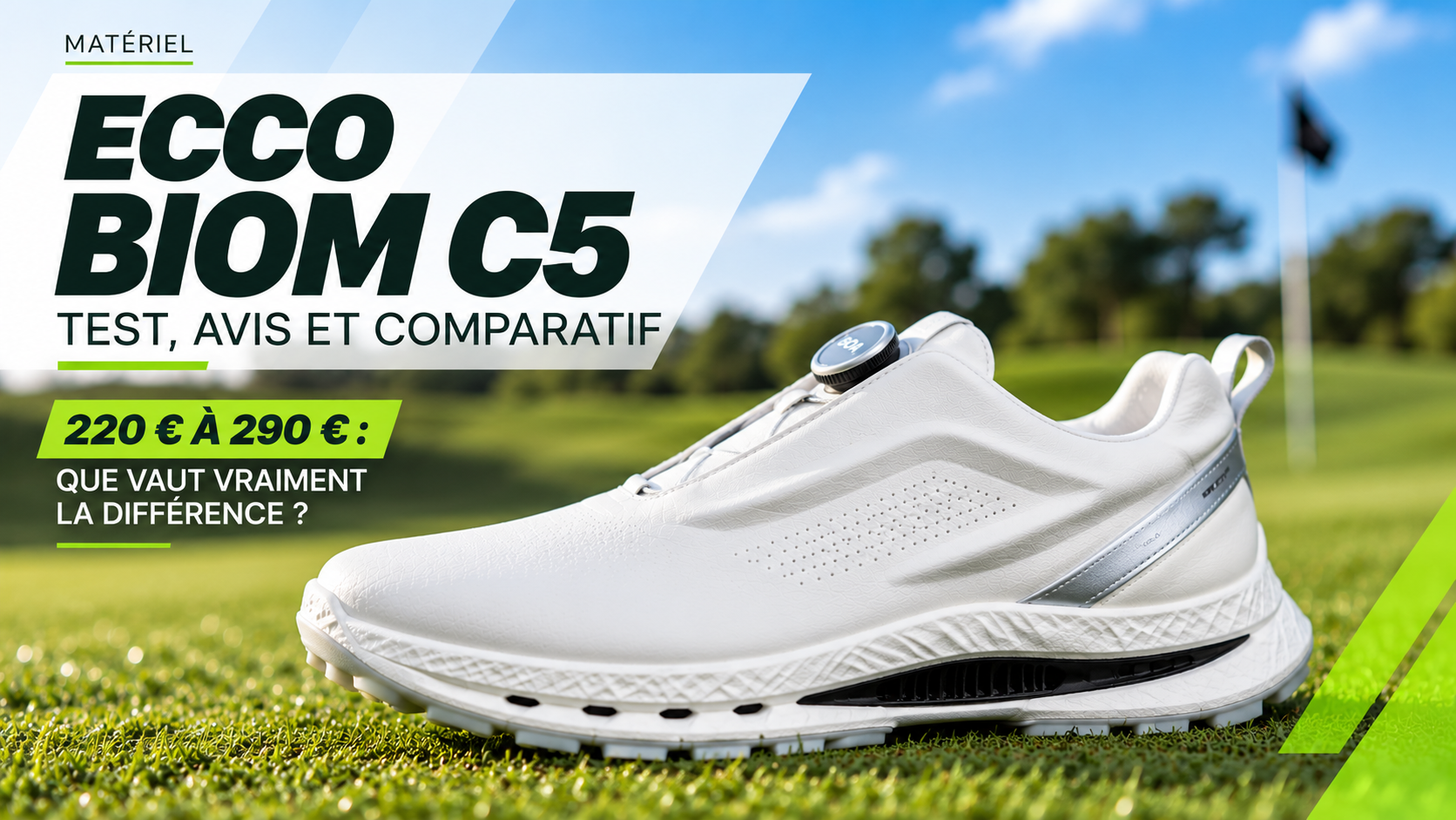 Chaussure de golf ECCO BIOM C5 blanche avec système BOA sur un parcours, illustration du comparatif C5 et C5 Premium.